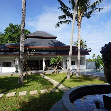 Villa Vespa Lovina Екстер'єр фото