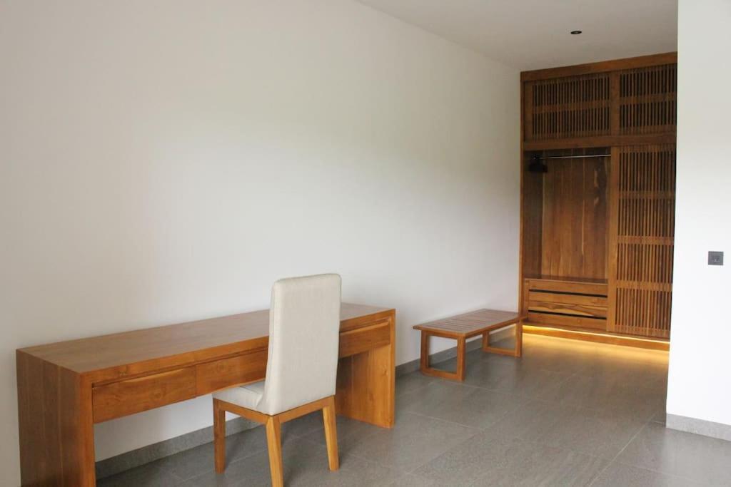 Villa Vespa Lovina Екстер'єр фото